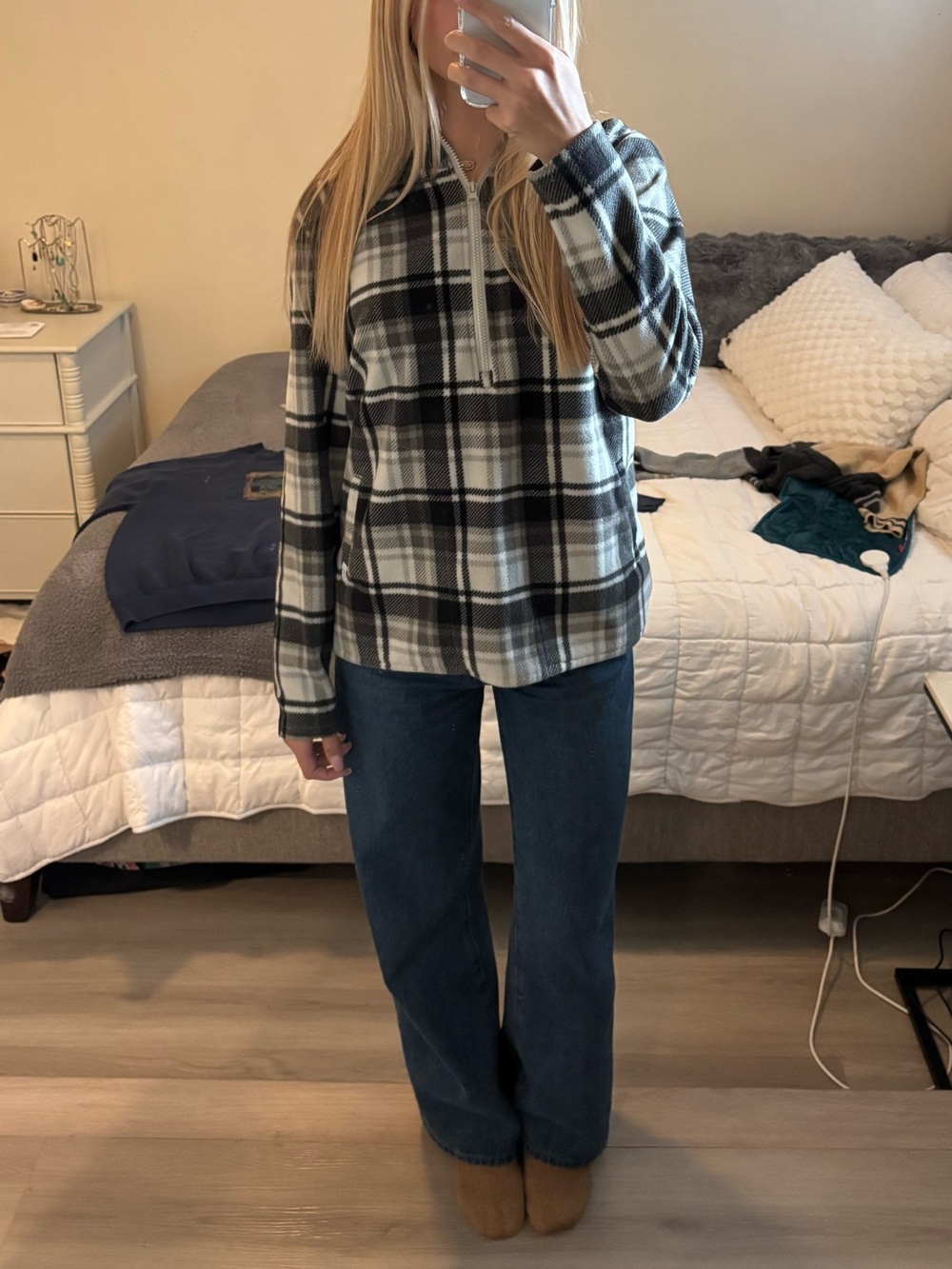 O’Neill Black and White Plaid Quarter Zip-Neck Fleece With Hood